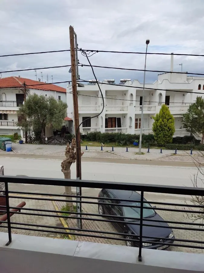 Luxury Fully Equipped Apartment In Village Center Pefkochori